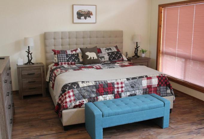 Kathys Cabin, King Bed, Hot Tub, Near-Nau & Downtown Attractions, Perfect Year-Round Mountain Getaway フラッグスタッフ エクステリア 写真